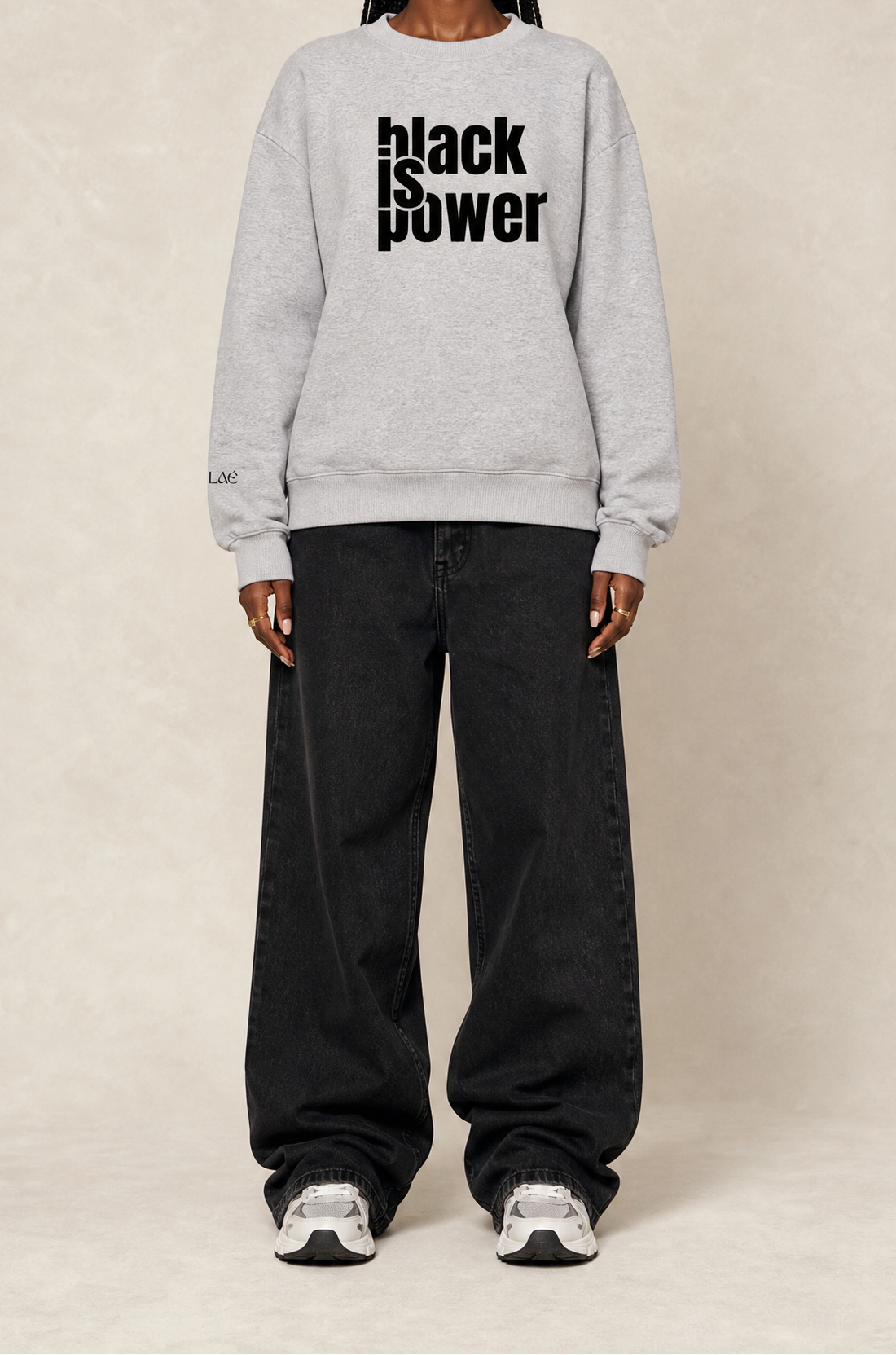 Black is Power Embroidered Crewneck Sweatshirt Gray Black Woman MERLAÉ